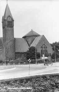 605738 Gezicht op de St.-Gerardus Majellakerk (Thomas à Kempisweg 1) te Utrecht.